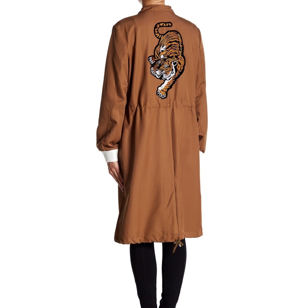 Endless Rose Embroidered jacket